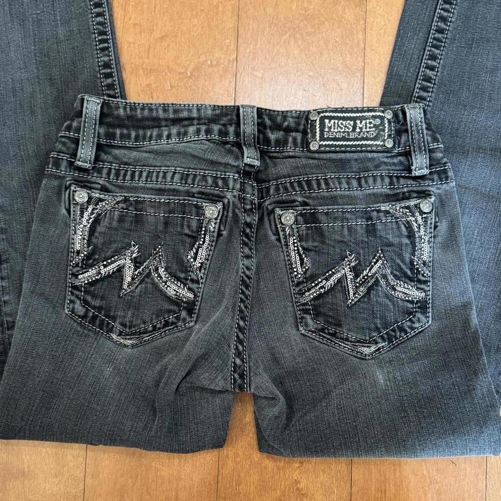 SOLD Miss Me dark gray low rise skinny jeans Sz. 28